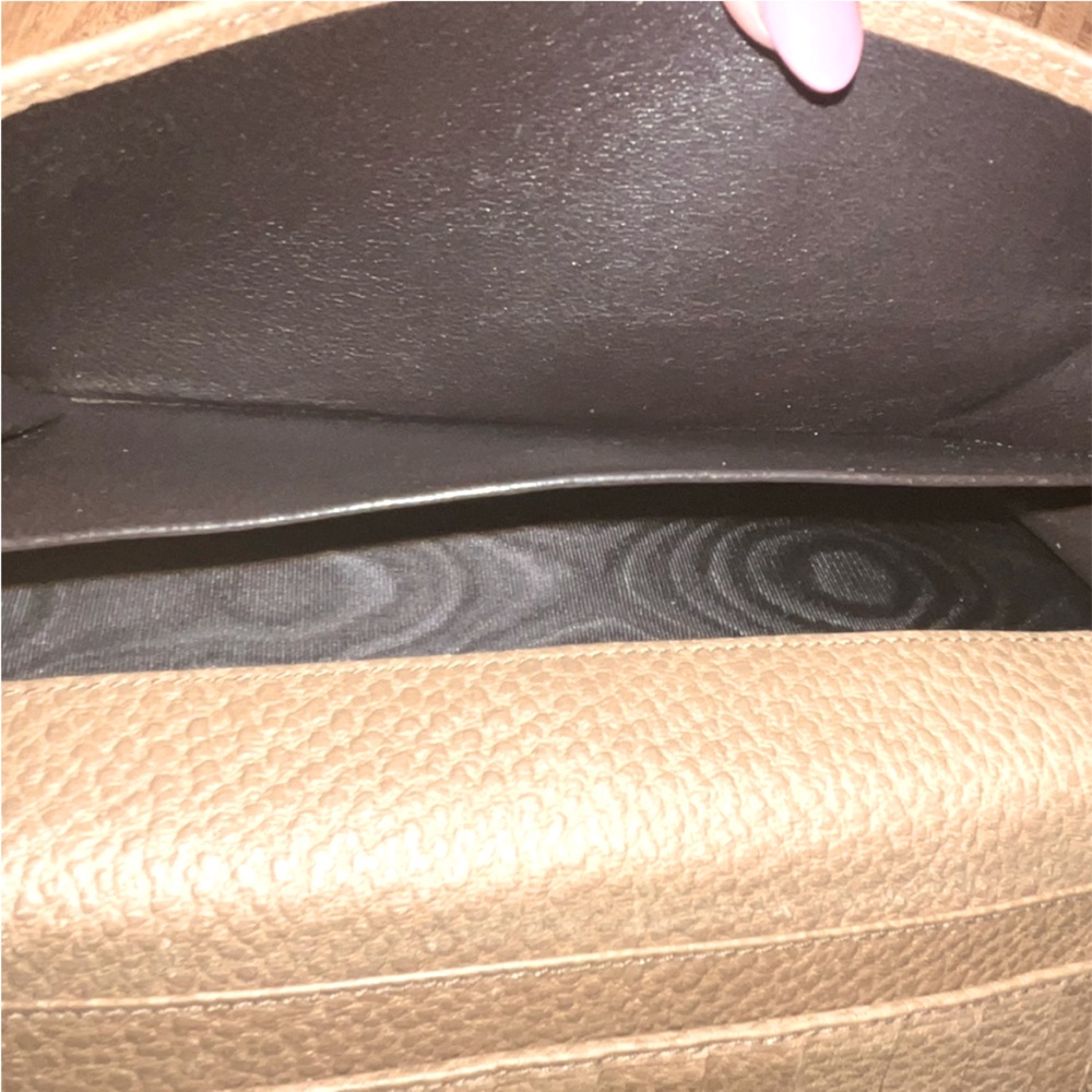Authentic GUCCI Vintage Jackie Taupe Pebbled Leather Push Clasp Long Wallet WOC - Picture 10 of 10